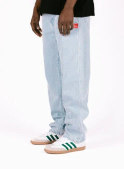 The New Originals 9-Dots Relaxed Jeans Light Wash