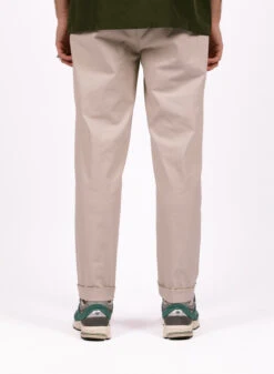 Olaf Hussein Slim Cotton Trouser Light Grey -Samsoe Samsoe Shop image 1154