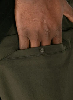 The New Originals 9-Dots Relaxed Tech Pants Green -Samsoe Samsoe Shop image 1185