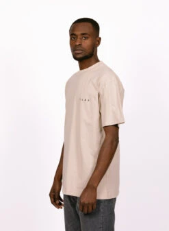 Olaf Hussein Face Tee Cement -Samsoe Samsoe Shop image 1405