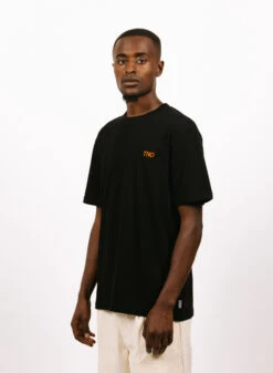 The New Originals CATNA Tee Black -Samsoe Samsoe Shop image 189