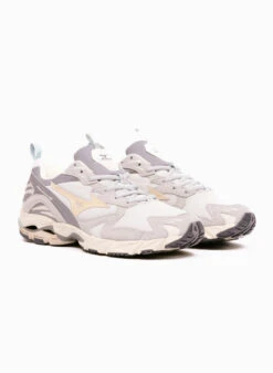 Mizuno Wave Rider 10 Arctic Ice / Pristine / Nimbus Cloud -Samsoe Samsoe Shop image 2242