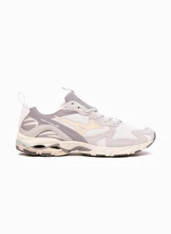 Mizuno Wave Rider 10 Arctic Ice / Pristine / Nimbus Cloud -Samsoe Samsoe Shop image 2246