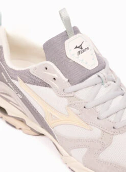 Mizuno Wave Rider 10 Arctic Ice / Pristine / Nimbus Cloud -Samsoe Samsoe Shop image 2248