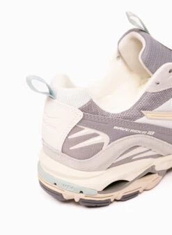 Mizuno Wave Rider 10 Arctic Ice / Pristine / Nimbus Cloud -Samsoe Samsoe Shop image 2249