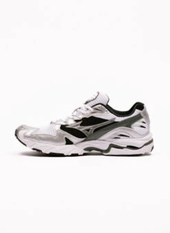 Mizuno Wave Rider 10 WhiteSilver Black -Samsoe Samsoe Shop image 2533
