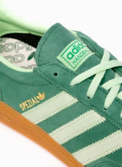 Adidas Originals Handball Spezial W Collegiate Green / Semi Green Spark / Gum -Samsoe Samsoe Shop image 2933