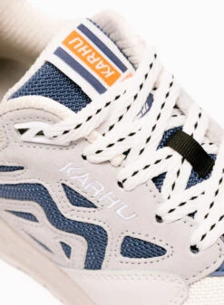 Karhu Legacy 96 Bright White / True Navy -Samsoe Samsoe Shop image 2939