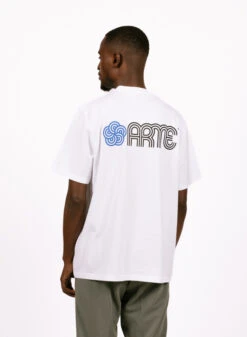 Arte Teo Circle Flower T-shirt White -Samsoe Samsoe Shop image 389